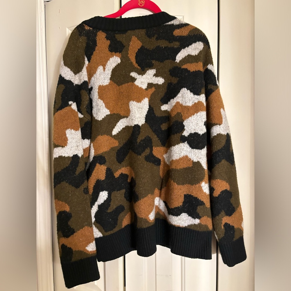 Multi Colored Sweater - Picture 2 of 3